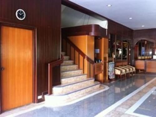 River Grand Hotel Hat Yai Exterior photo